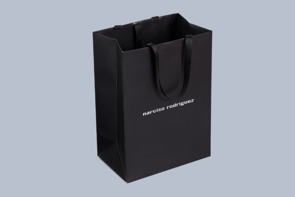 Custom retail paper bags-Custom clothes paper bags