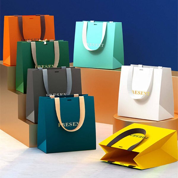主图_006 Custom shopping bags-Custom gift packaging paper bags with ribbon handles-Custom boutique shopping luxury paper bags
